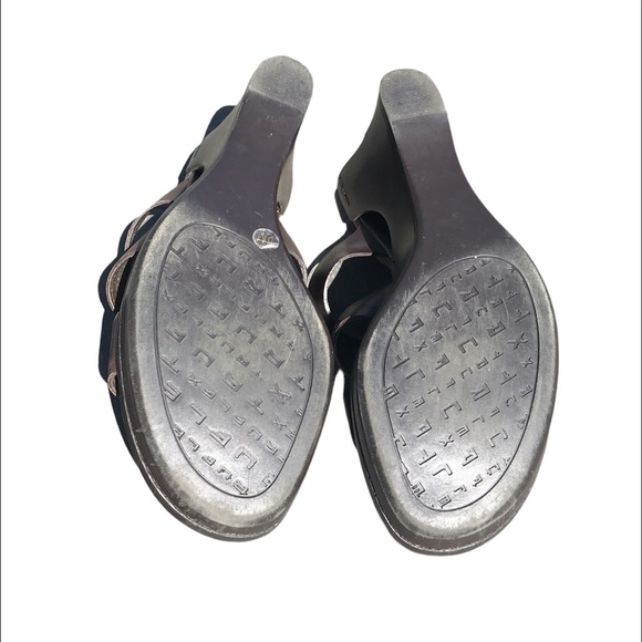 TRUEFLEX Brown Wedge Sandals Sz 6 - Picture 4 of 5